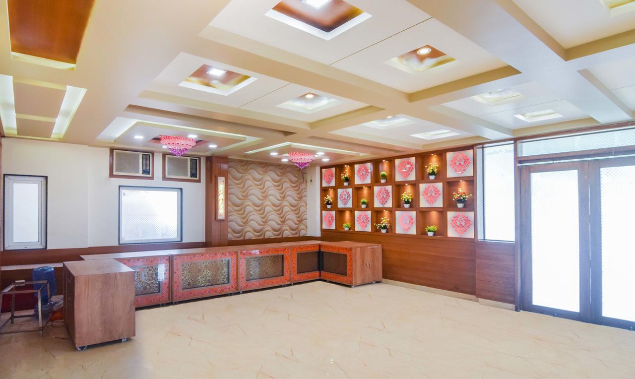 Hotel Saffron Varanasi Exterior foto